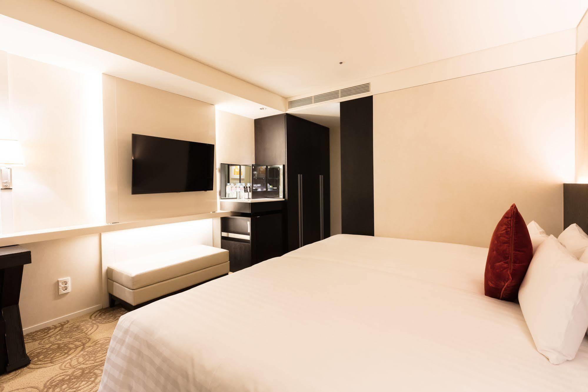 Solaria Nishitetsu Hotel Seoul Myeongdong Exteriör bild